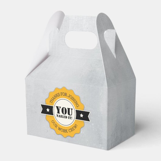 ツールと建築をテーマにしたパーティーのお気に入りボックス フェイバーボックス (正面サイド)