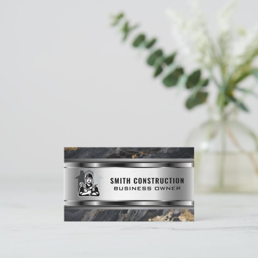 ツールを使用した修理担当者 | ホームレノベーション 名刺 (スタンド正面)