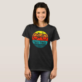 ツー疲れヴィンテージサンサイクリングサイクリング Tシャツ (正面フル)