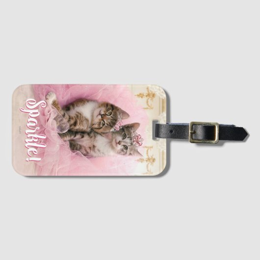 ティアラおよびピンクのきらめくチュチュの甘い子ネコ ラゲッジタグ (正面横)