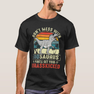 ティオサウルスに口を挟むなよジュラッセック Tシャツ