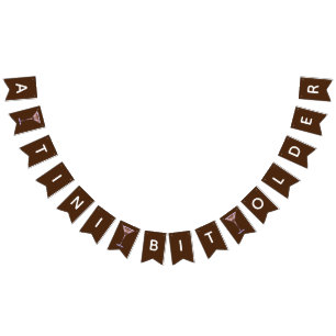 ティニは少し年上のチョコレートマルティニの誕生日パーティー バンティングフラッグ