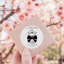 ティニは少し年上のマルティニの誕生日パーティー ラウンドシール