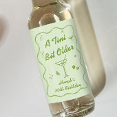 ティニは少し年上のマルティニ誕生日パーティー ワインラベル