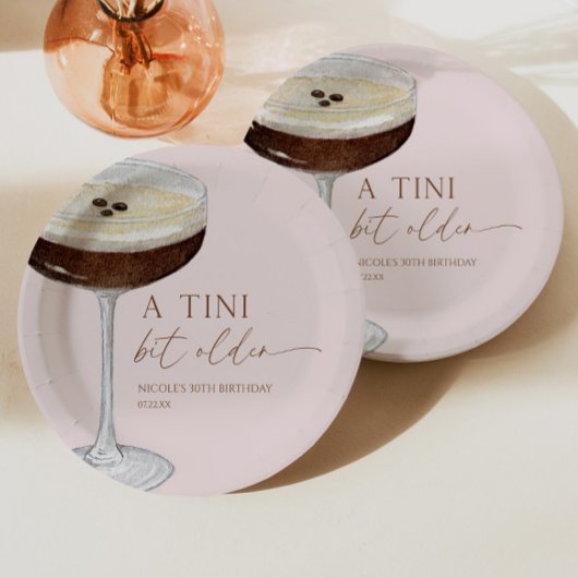 ティニは少し年上の表現式マルティニ誕生日パーティー ペーパープレート