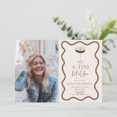 ティニは少し年上の表現式マルティニ誕生日パーティー 招待状 (スタンド正面)