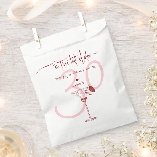 ティニビットオールドボーモダンさくらんぼマルチニ誕生日 フェイバーバッグ (クリップ留めされた状態)