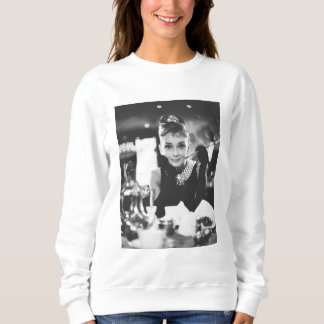 ティファニー朝食 – 女性の快適な白いセーター スウェットシャツ