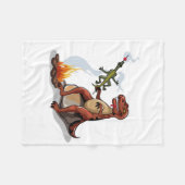 ティラノサウルスレックス料理のキャンプファイヤーの上の食べ物。 フリースブランケット (正面(横))