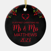 ティルデス私たちパートゴシックムーディブラックとレッド セラミックオーナメント (正面)