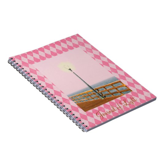 ティンテッド桟橋ランプのポストピンクのジャアーガイルーナル ノートブック (右側)