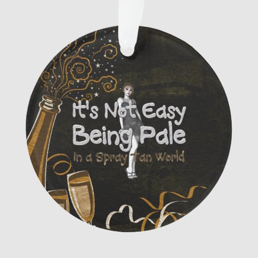 ティーの容易ではない淡い色のがあること オーナメント (正面)