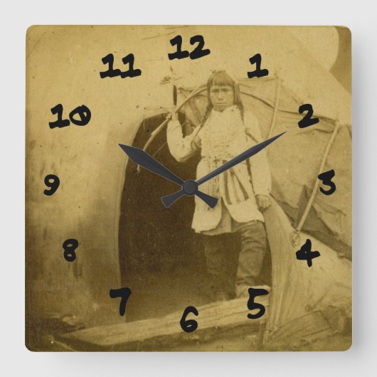 ティーの小便による弓を持つスー族のハンター スクエア壁時計 (正面)
