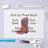 ティーはそれらのブーツを蹴ります 薄葉紙 (クラフト)