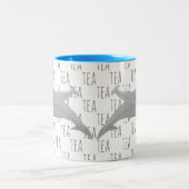 ティーウォーターカラー海動物マザーベビーベルーガ ツートーンマグカップ (中央)