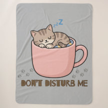ティーカップで眠るかわいい子猫のスローブランケット