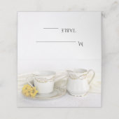 ティーカップとイエローデイジー結婚ズ プレイスカード (外部開封)