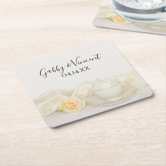 ティーカップとホワイトローズ結婚ズ スクエアペーパーコースター (アングル)