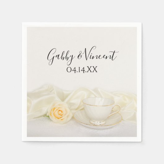 ティーカップとホワイトローズ結婚ズ スタンダードカクテルナプキン (正面)