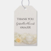 ティーカップと白バラ花結婚式の引き出物ラベル ギフトタグ (正面)