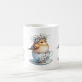 ティーカップにフローラの冠を飾ったかわいい青い鳥 コーヒーマグカップ (中央)
