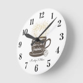 ティーカップブラウンホワイト感動的引用文 ラウンド壁時計 (傾斜)