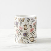 ティーポットと庭の花 – パタ魅力的ーン コーヒーマグカップ (中央)