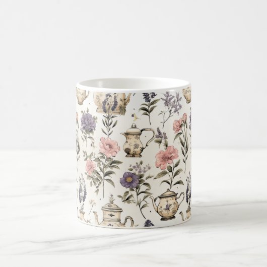ティーポットと庭の花 – パタ魅力的ーン コーヒーマグカップ (中央)