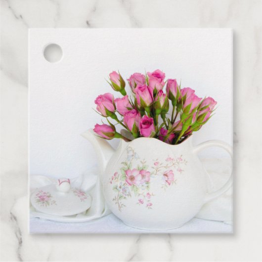 ティーポットに咲くピンクのバラ結婚の花 フェイバータグ (正面)