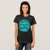 ティールウェーブフィッシュパターン Tシャツ (正面フル)