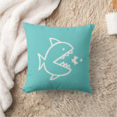 ティールブルーの枕に白いキャルトン魚 クッション (ブランケット)