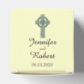 ティール(緑がかった色)およびアイボリーの結婚式の引き出物箱のケルト十字 フェイバーボックス (上部)