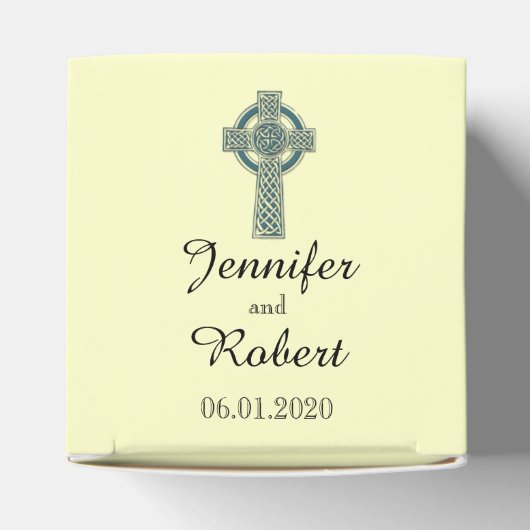 ティール(緑がかった色)およびアイボリーの結婚式の引き出物箱のケルト十字 フェイバーボックス (上部)