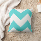 ティール（緑がかった色）および白いジグザグ形の枕 クッション (ブランケット)