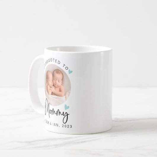 ティール(緑がかった色)がママに昇格 |フォトギフトマグ コーヒーマグカップ (正面左)