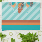 ティール（緑がかった色）とストライプ砂漠の色の羽 キッチンタオル (折り畳み)