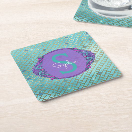 ティール(緑がかった色)とパープルマーメイドモノグラはかりで測ム誕生日 スクエアペーパーコースター (アングル)