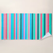 ティール（緑がかった色）とピンクストライプ色 ビーチタオル (正面)