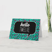 ティール（緑がかった色）とピンクヒョウHello 12誕生日カード カード (正面)