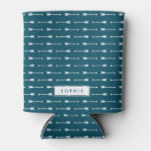 ティール（緑がかった色）と白の矢印パーソナライズされた 缶クーラー (正面)