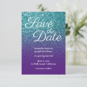 ティール(緑がかった色)と紫のグラデーショングリッター日付の保存 招待状 (スタンド正面)