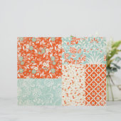 ティール(緑がかった色)と赤フローラパッチワークスクラップブック紙 (スタンド正面)