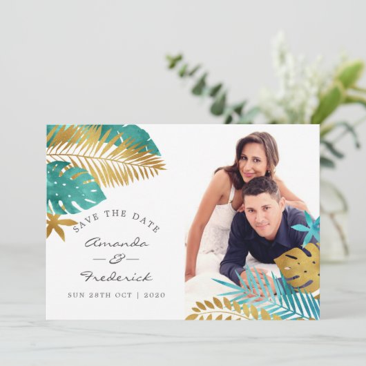 ティール（緑がかった色）と金ゴールド熱帯結婚式の日付を保存 招待状 (スタンド正面)