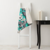 ティール(緑がかった色)と銀の蝶の名パーソナライズされた前 シェルパブランケット (インサイチュ)