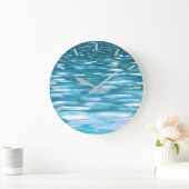 ティール(緑がかった色)のきらめく ラージ壁時計 (ホーム)