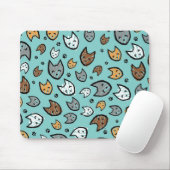 ティール（緑がかった色）のカラフルな猫および足パターン マウスパッド (マウス)