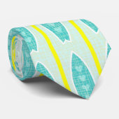 ティール（緑がかった色）のサーフボードパターン ネクタイ (ロール)