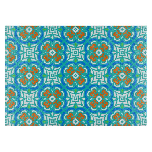ティール(緑がかった色)の民族パターン カッティングボード (正面)