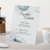 ティール(緑がかった色)の水彩のスケッチ結婚のカクテルメニュー 台座サイン (インサイチュ)