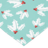 ティール(緑がかった色)の白いヒイラギの群葉の赤い果実のクリスマス テーブルクロス (アングル)